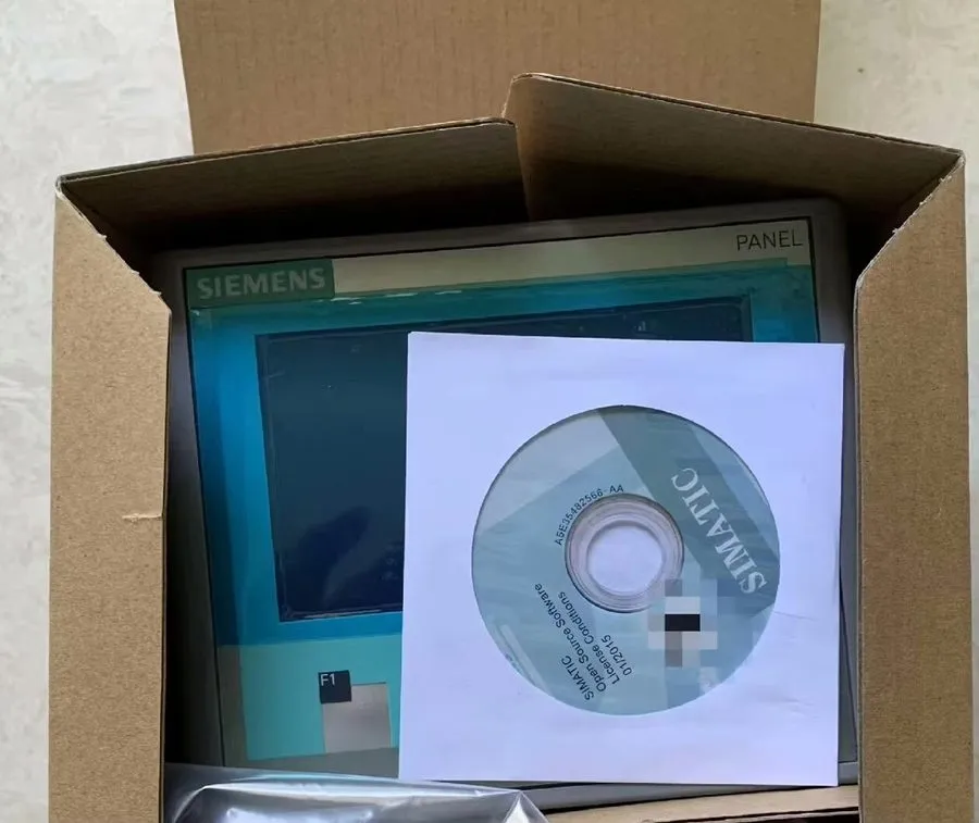 Панель оператора SIEMENS SIMATIC HMI Operator panel TP177B; 6AV6642-0BD01-3AX0