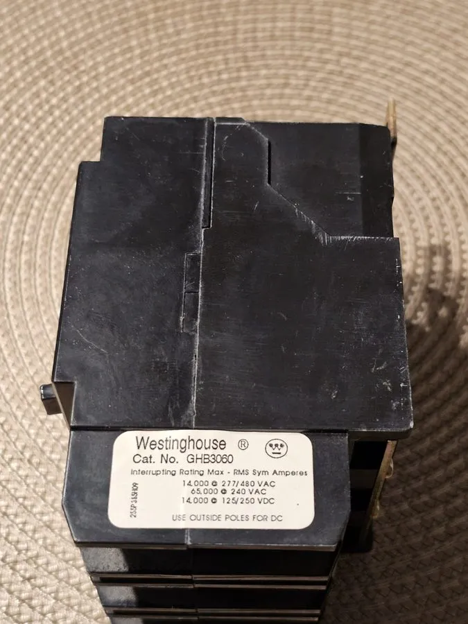 Автоматический выключатель EATON WESTINGHOUSE GHB3060 3 POLE 60 AMP 480v CIRCUIT