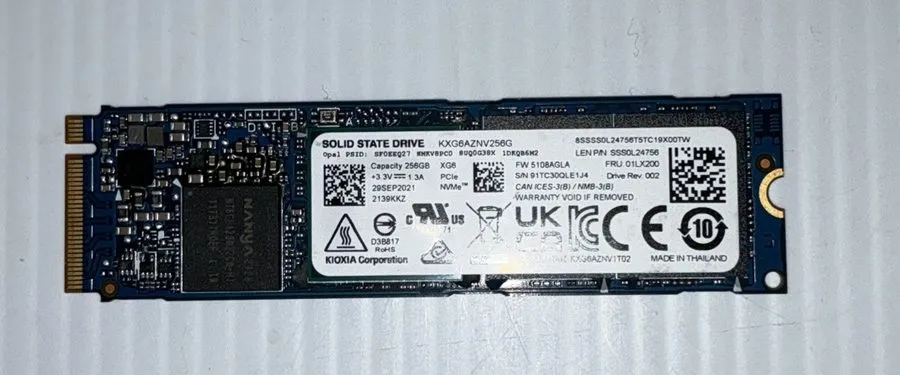 SSD-накопитель KIOXIA 256GB SSD M.2 2280 NVMe PCIe KXG6AZNV256G XG6 — фото лота 1