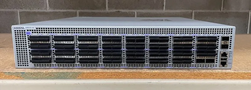 Коммутатор Arista DCS-7260CX3-64-F 64-Port 100GbE QSFP 2xSFP+ F-R Airflow