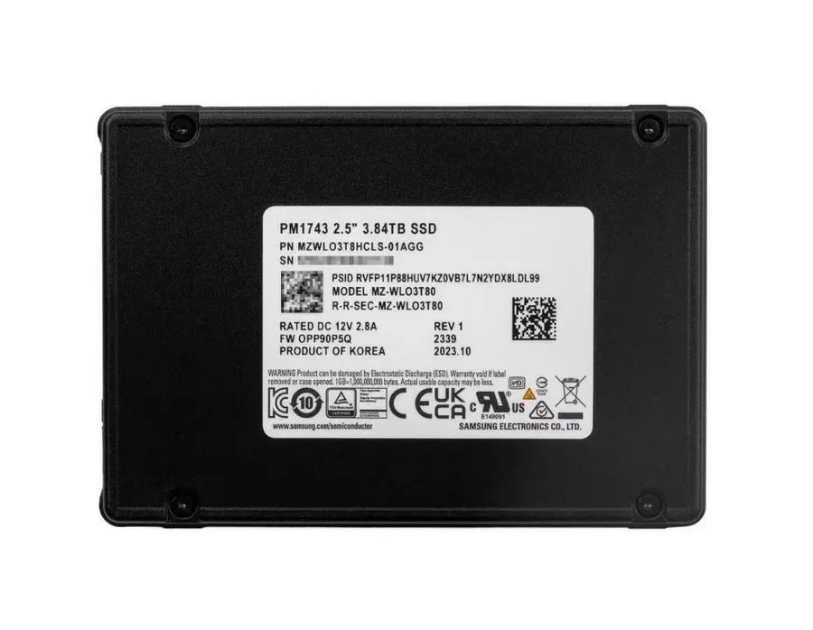 SSD-накопитель Samsung PM1743 SSD 3.84TB 2.5" PCIe 5.0 NVMe U.2 MZ-WLO3T80 MZWLO