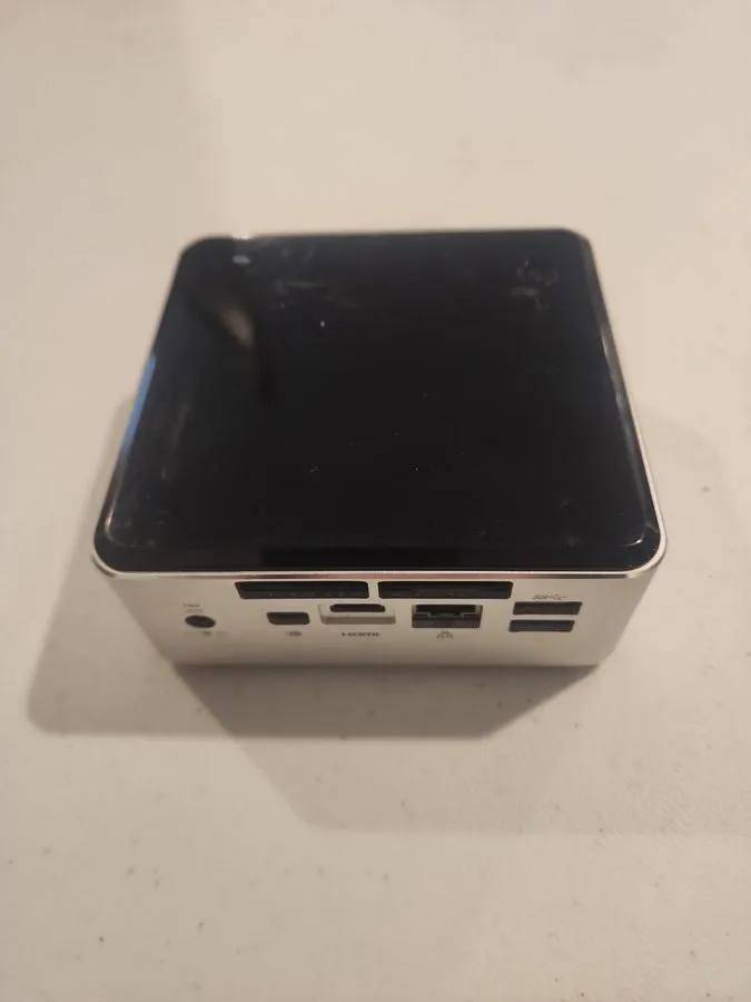 SSD-накопитель NUC-D34010WYKH Intel Core i3-4010U CPU @ 1.70GHz-8GB RAM-256 SSD- — фото лота 1