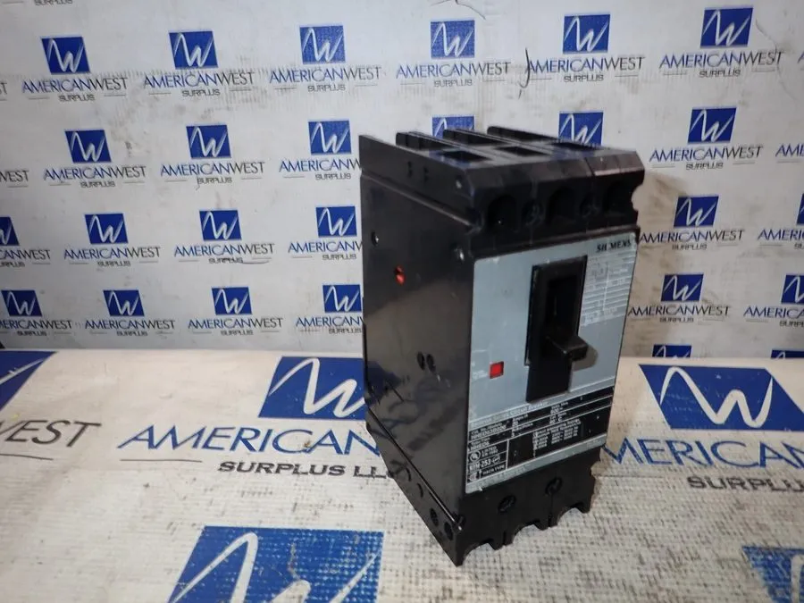 Автоматический выключатель Siemens Sentron 20 Amp Circuit Breaker 3 Pole 600 VAC