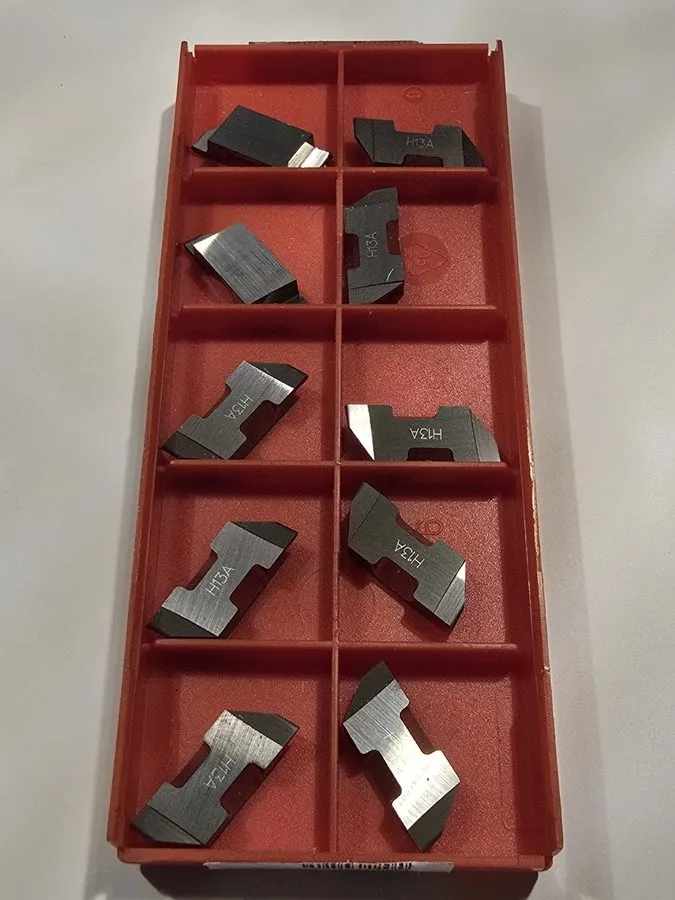 Режущий инструмент Sandvik Coromant TLR3031R 1125 Carbide Grooving Insert — фото лота 1