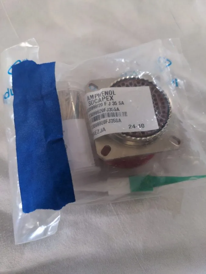 Разъём Amphenol connector circular connector assembly D38999/20FJ35SA — фото лота 1