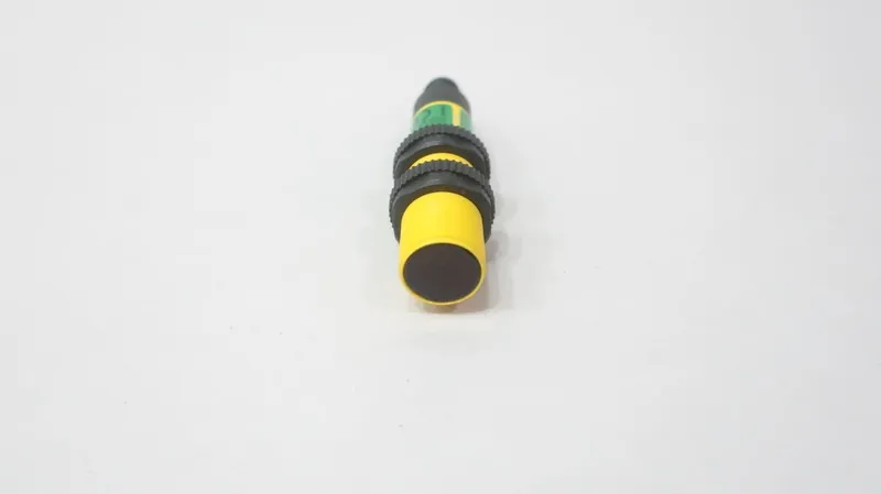 Фотоэлектрический датчик Banner S18SP6LPQ Photoelectric Sensor Diffuse PNP Outpu