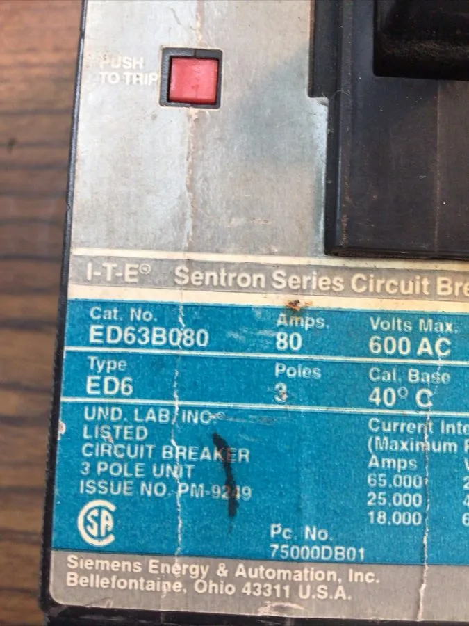 Автоматический выключатель ITE SIEMENS ED63B080 80A 3 POLE 480V CIRCUIT BREAKER 