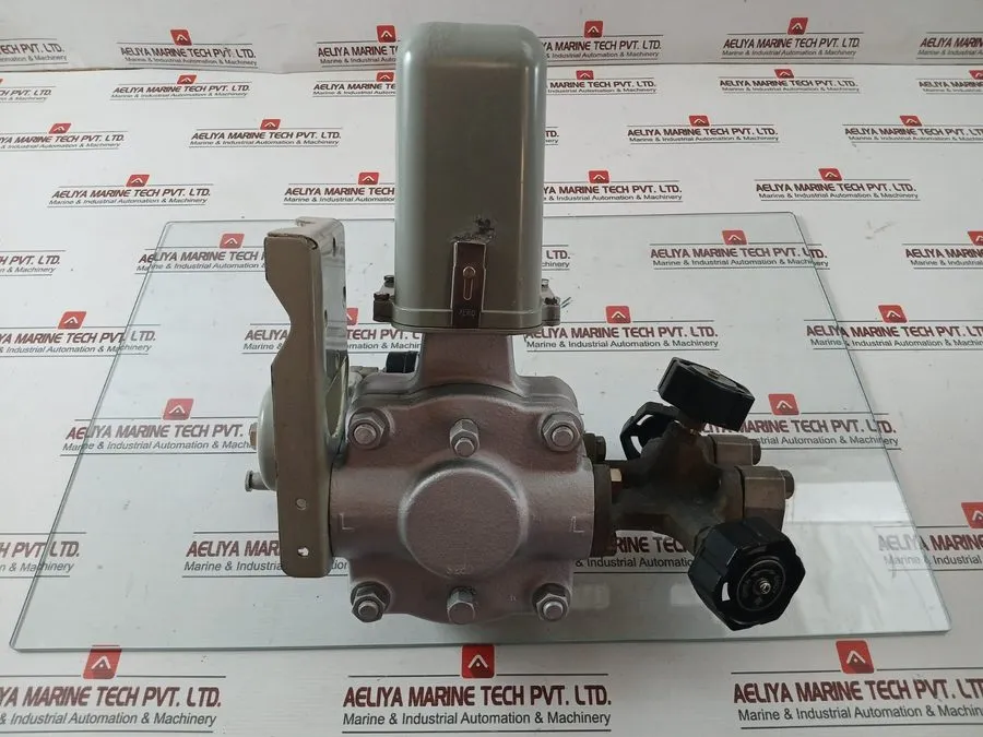 Датчик давления YOKOGAWA Y/15A1-LK1/L/GAS-FM/CAL-M Pressure Transmitter W/ Filte — фото лота 2