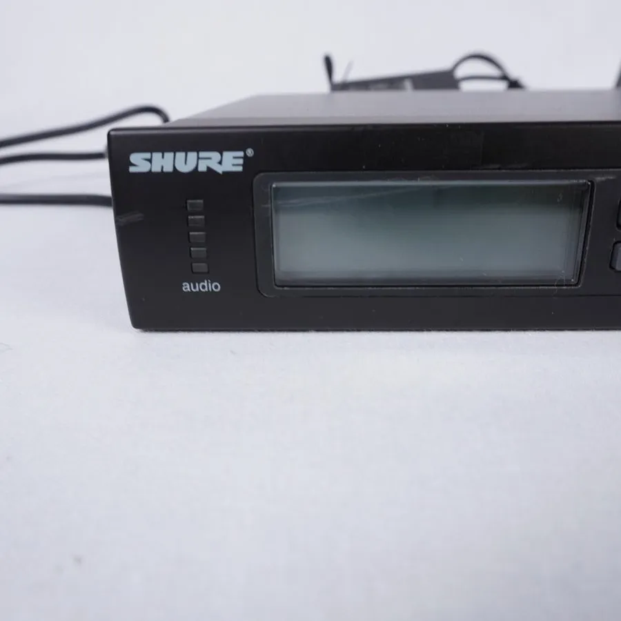 Радиосистема Shure SLX4-G5 494-518MHz Wireless Microphone Receiver (RECIEVER ONL