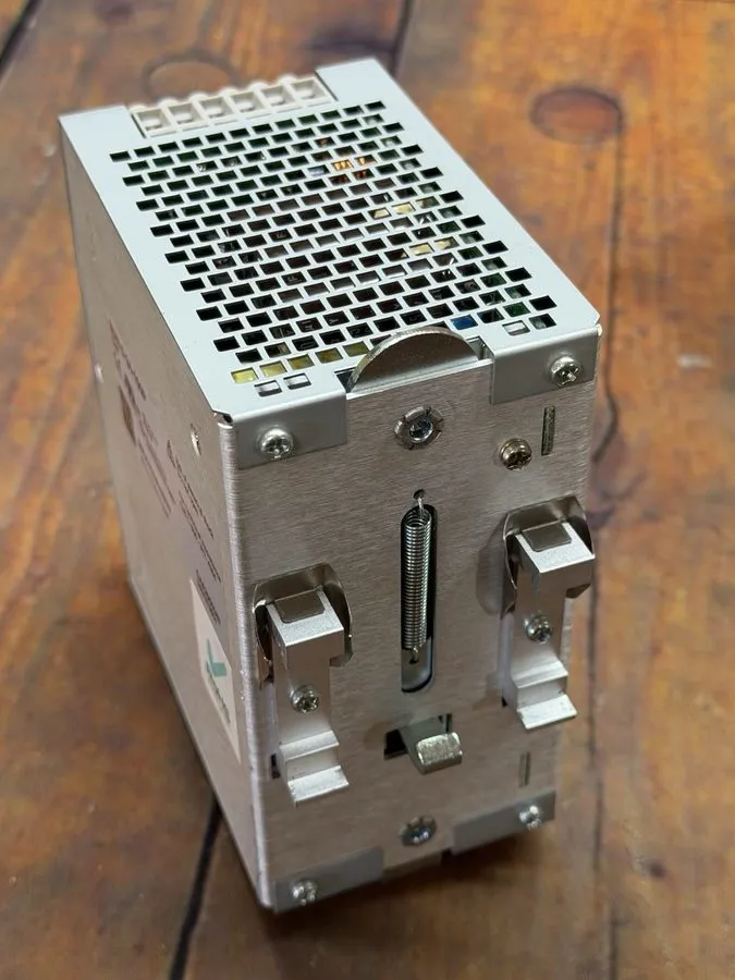Блок питания Emerson SolaHD SDN 5-24-100P Power Supply 24VDC 5A 120W DIN Rail Mo — фото лота 2