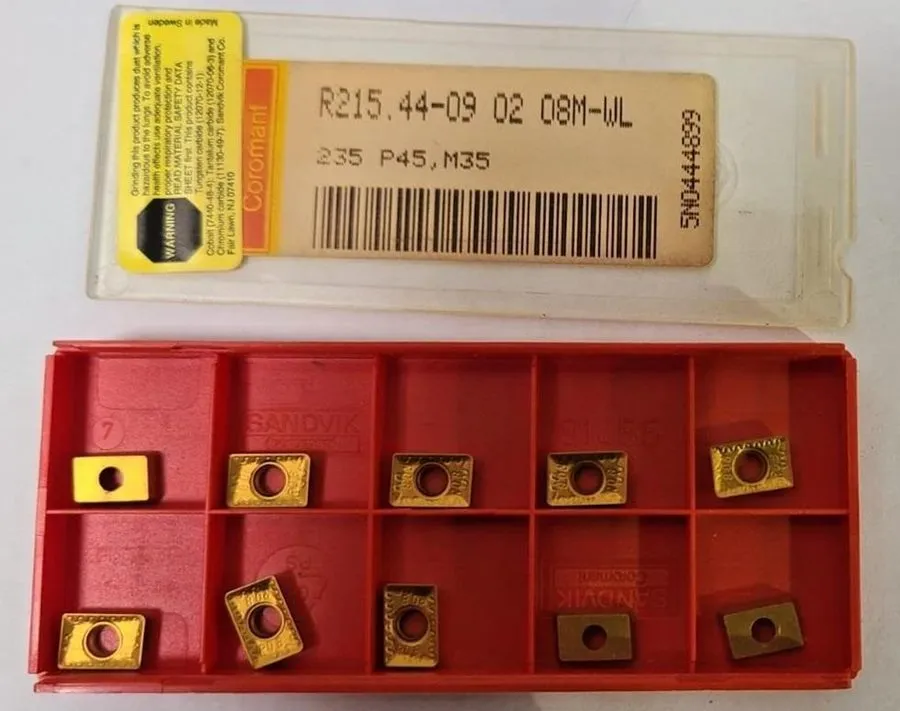Режущий инструмент SANDVIK R215.44-09 02 31M-WL P45 (M35) CARBIDE INSERT