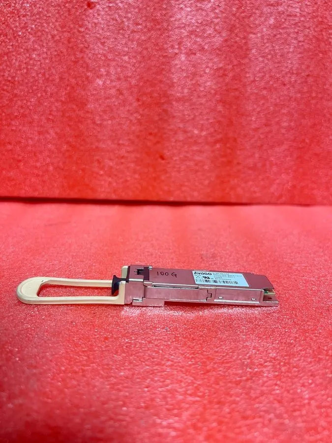 Трансивер Avago AFBR-89CDDZ QSFP28 100GBASE-SR4 332-00440+A0 850nm Transceiver