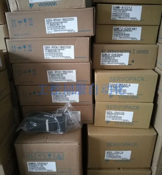 Сервопривод YASKAWA SERVO Driver SGDV-5R5A01B002000 FREE