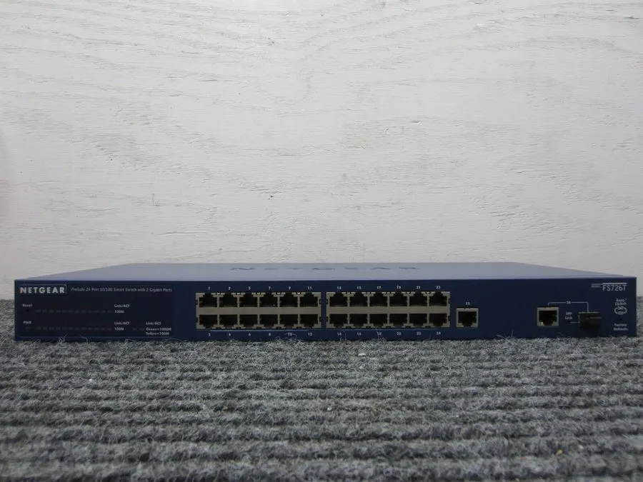 Коммутатор Netgear Prosafe FS726T Rack 24 Port 10/100 w/2 x Gigabit Ports