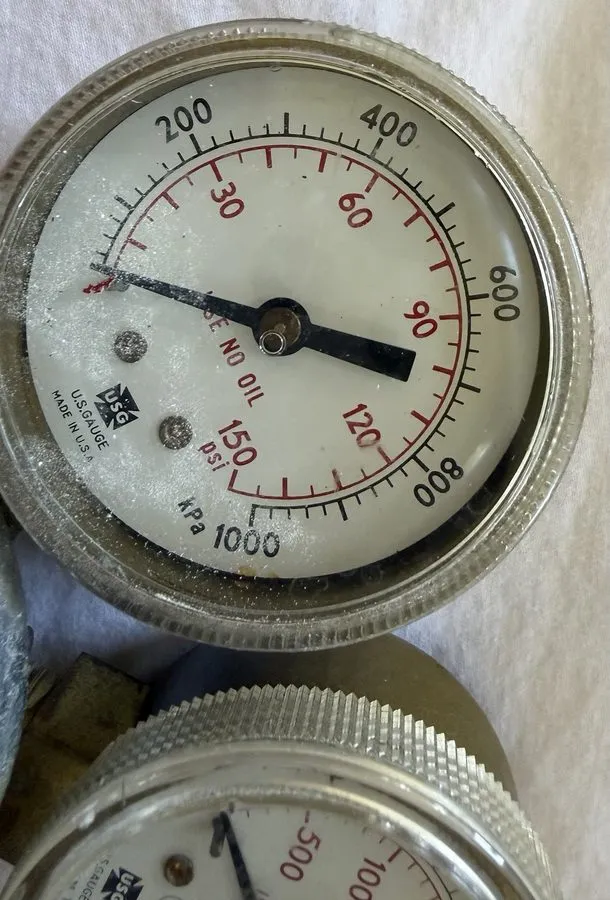 Трубопроводная арматура Harris Compressed Gas Regulator Model# 25-100 UL Listed — фото лота 1