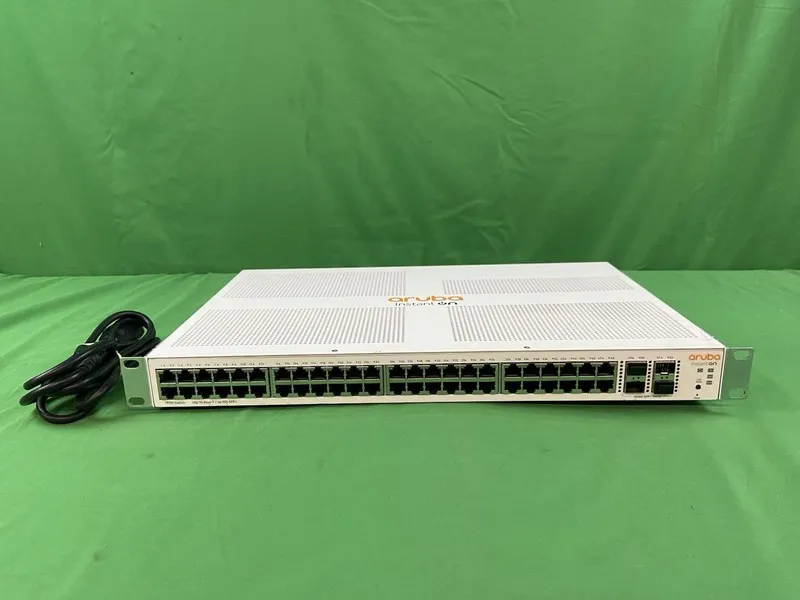 Коммутатор HP JL685A Aruba Instant On 1930-48G 4SFP+ Switch