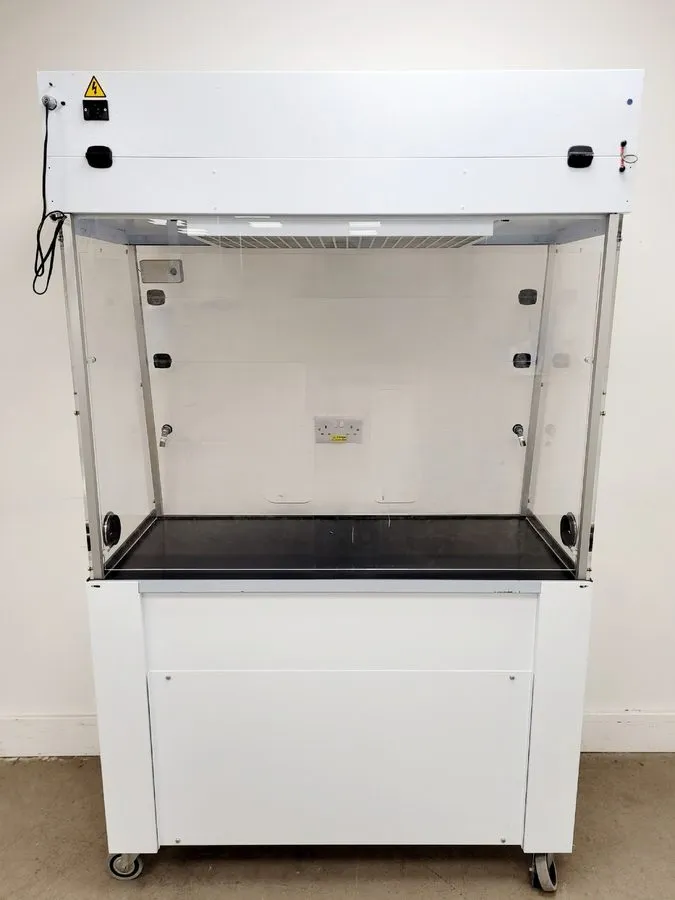 Вытяжной шкаф Bigneat BC1204 Recirculating Fume Hood Lab — фото лота 3