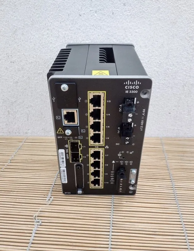 Коммутатор Cisco IE-3300-8T2X-E Catalyst IE3300 8 GE Copper 2 10G SFP Modular Ne