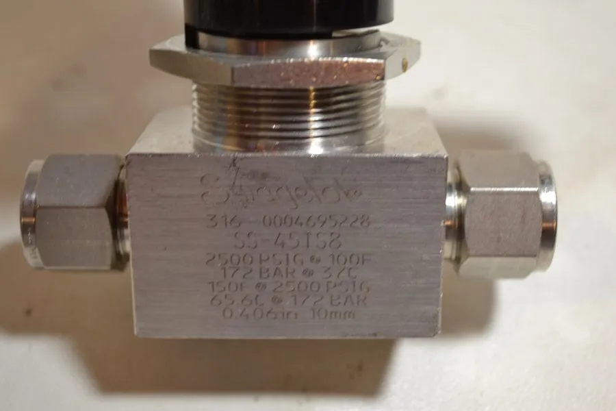Клапан Swagelok SS-45TS8 Stainless Steel 1-Piece 40 Series Ball Valve FNSP