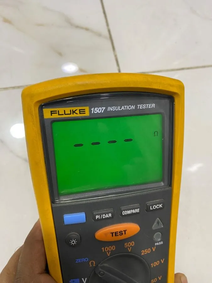Тестер Fluke 1507 Insulation Resistance Tester Megohmmeter