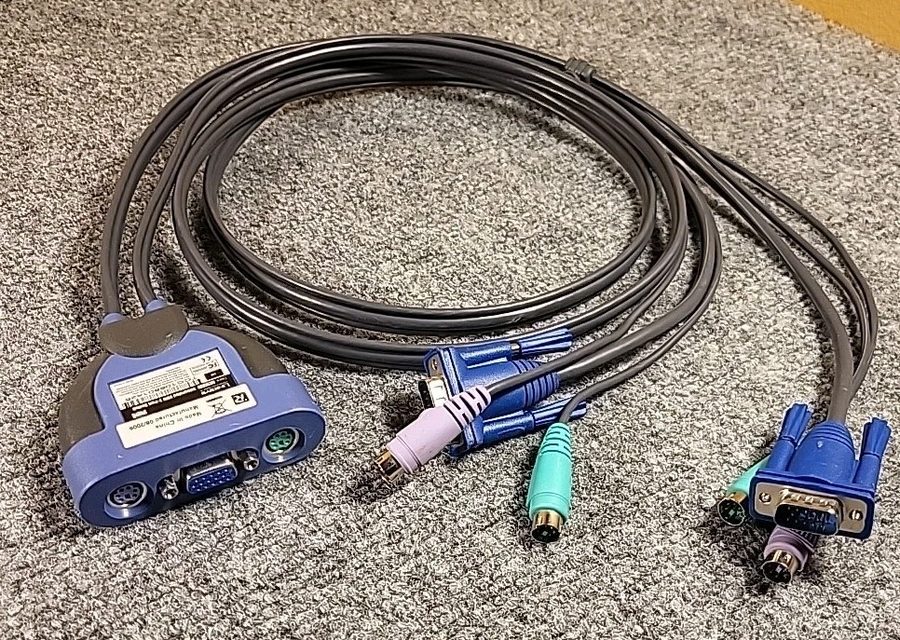 CISCO-LINKSYS KVM2KIT INTEGRATED KVM 2-PORT SWITCH