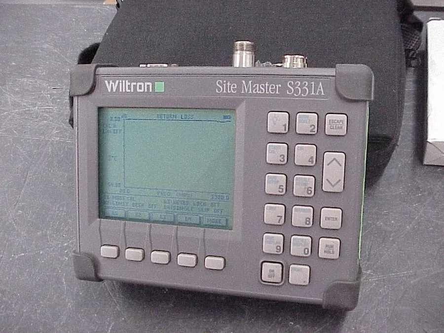 Анализатор Anritsu S331A SiteMaster 25 to 3300 MHz Cable & Antenna Analyzer