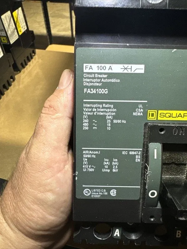 Автоматический выключатель Square D FC34100G 100A Circuit Breaker 3P 3PH 480V Gr