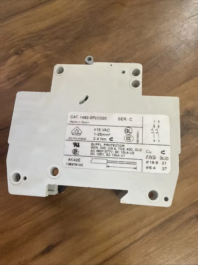 Клеммник Allen Bradley 1492-SP2C020 — фото лота 2