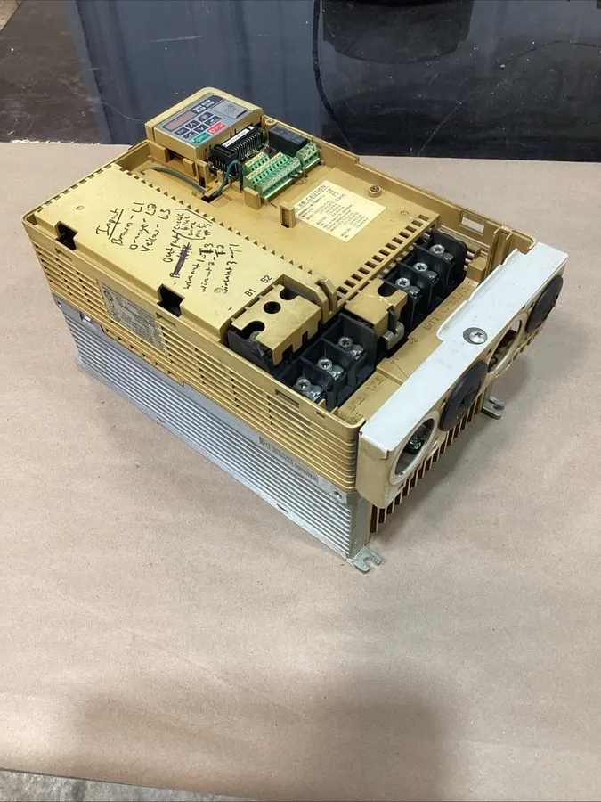 Частотный преобразователь Yaskawa V1000 CIMR-VU4A0038FAA 380-480V AC VFD Drive #