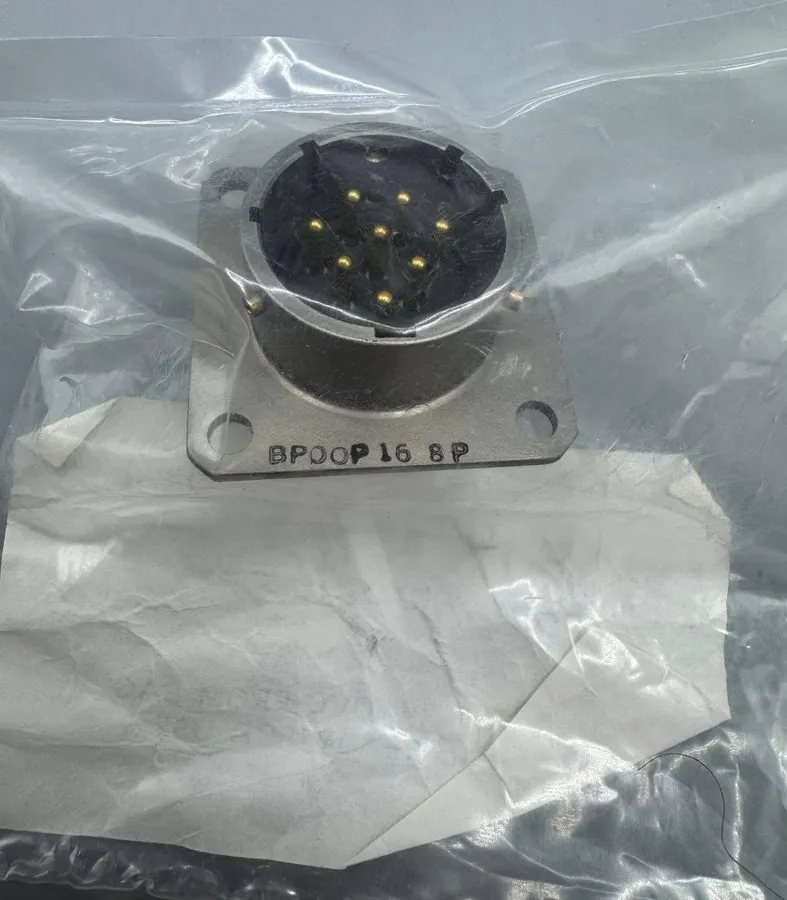 Разъём Amphenol BP00P-16-8P Circular Connector 8 Pin Wall Mount Receptacle MIL-D — фото лота 1