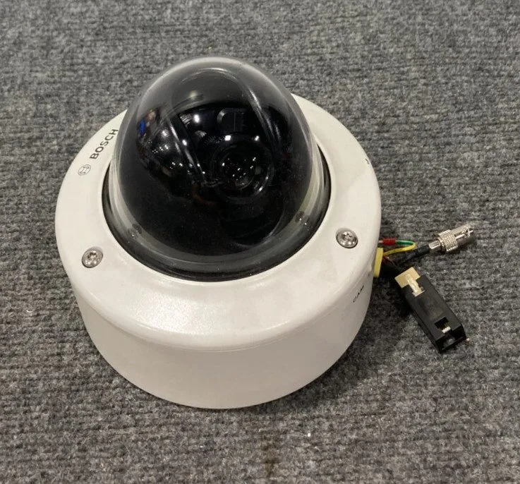 Камера Refurfished Bosch VDN-495V03-20 DN Security Color Camera with Surface Mou