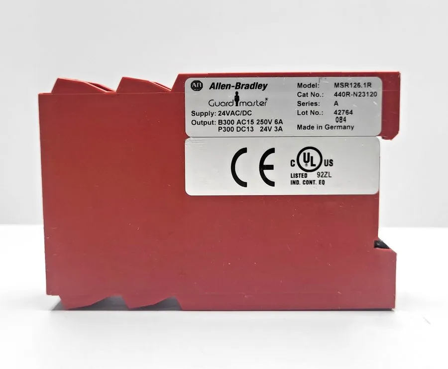 Реле безопасности Allen Bradley 440R-N23120 MSR126.1R, 24V AC/DC,Safety Relay
