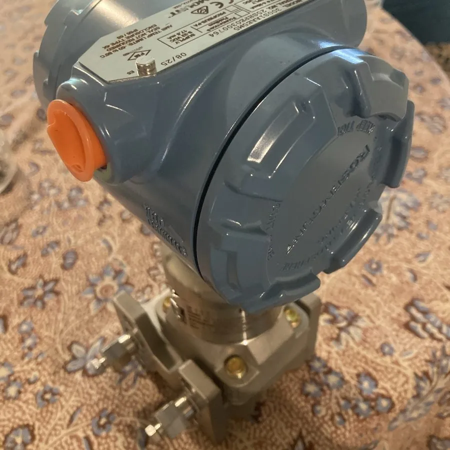 Датчик давления Rosemount 3051S1CD2A Differential Pressure Transmitter with Disp — фото лота 1