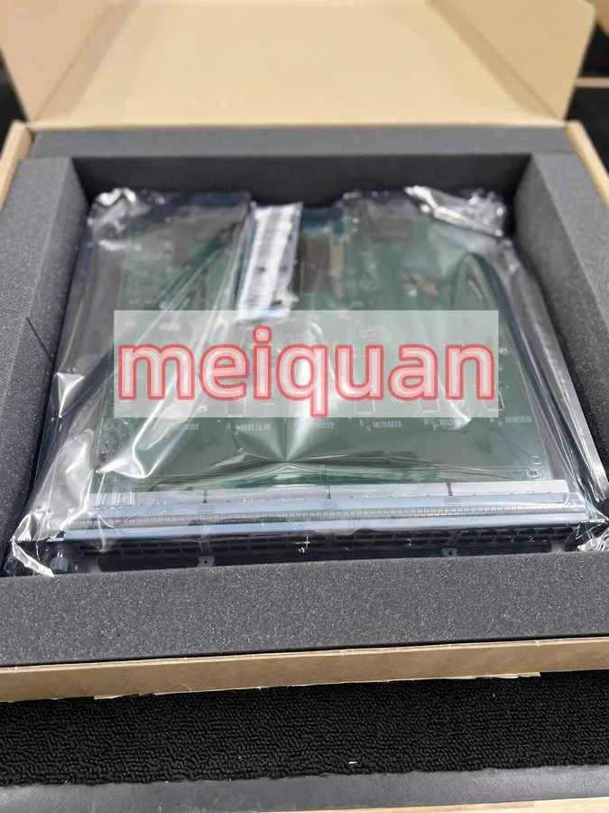 Коммутатор Cisco C9400C-LC-48S 48 Ports Fully Managed Ethernet Switch Module