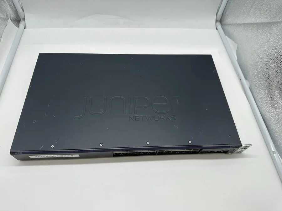 Коммутатор Juniper EX2200 Ethernet Switch (L016)