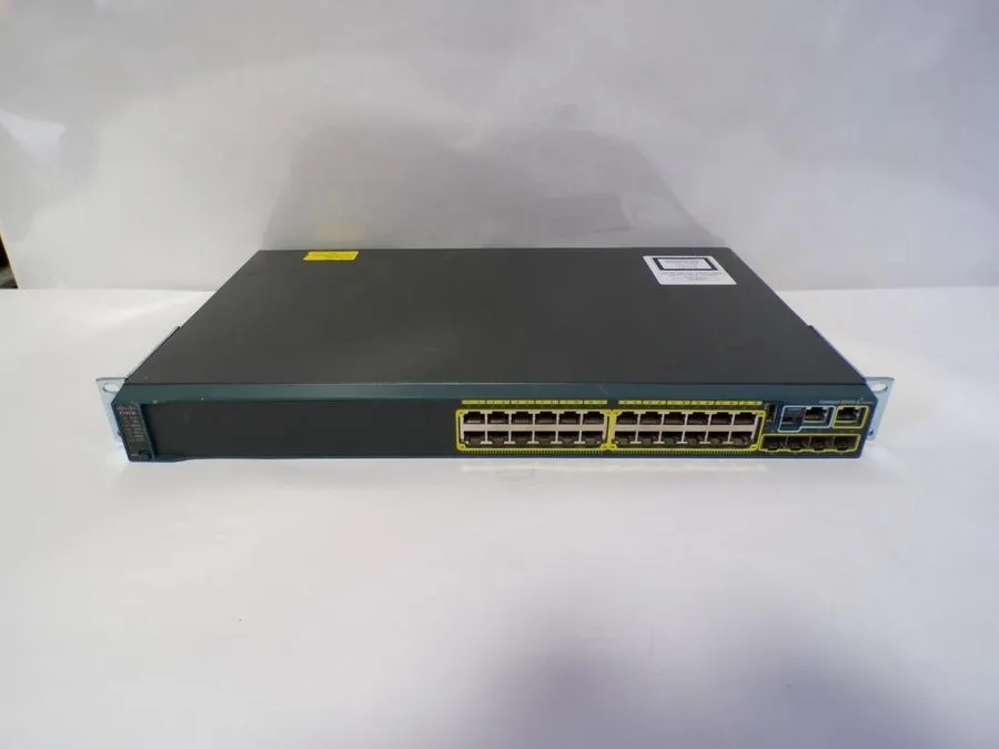 Коммутатор Cisco Catalyst 2960S-24-Port WS-C2960S-24TS-L Ethernet Switch (J955)
