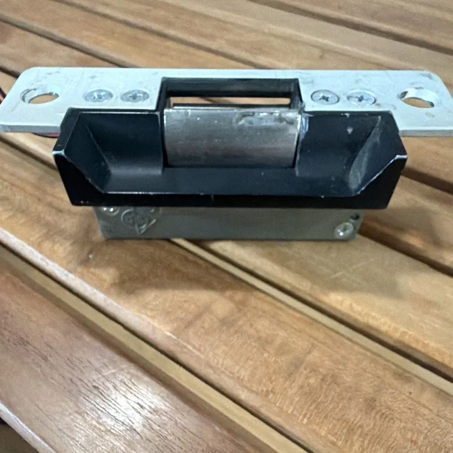 Оборудование видеонаблюдения ADAMS RITE 7100-540 Electric Strike 12VDC 24VAC EL 
