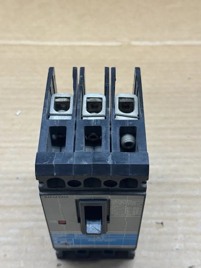Автоматический выключатель ITE Siemens Sentron ED2 3 pole 70 amp 240v ED23B070 C