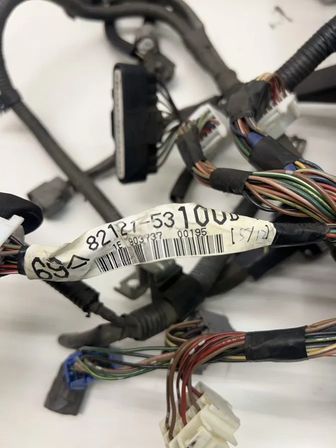 Электродвигатель 2001-2002 Lexus Is300 Main Engine Motor Wire Harness 82121-5310