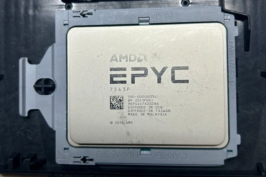Процессор AMD EPYC 7543P 2.8GHz 3.7GHz 32 cores 64 threads 225W CPU processor Un
