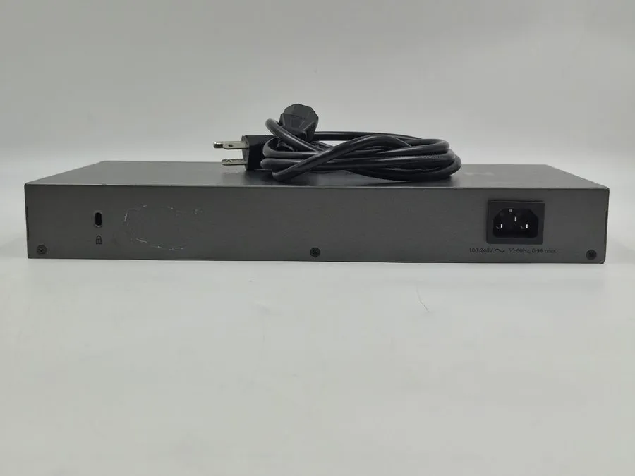 Коммутатор Netgear ProSafe Plus JGS524E 24-Port Gigabit Switch with Power Lead