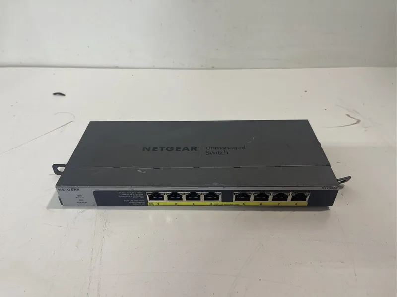 Коммутатор NETGEAR GS108PP 8-Port Gigabit PoE+ Switch 123W Ethernet Unmanaged