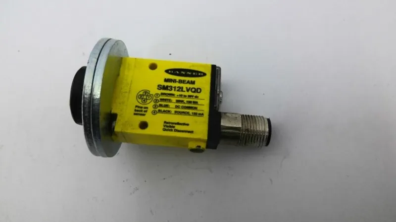 Фотоэлектрический датчик Banner SM312LVQD Photoelectric Sensor Retro 5M 10-30VDC