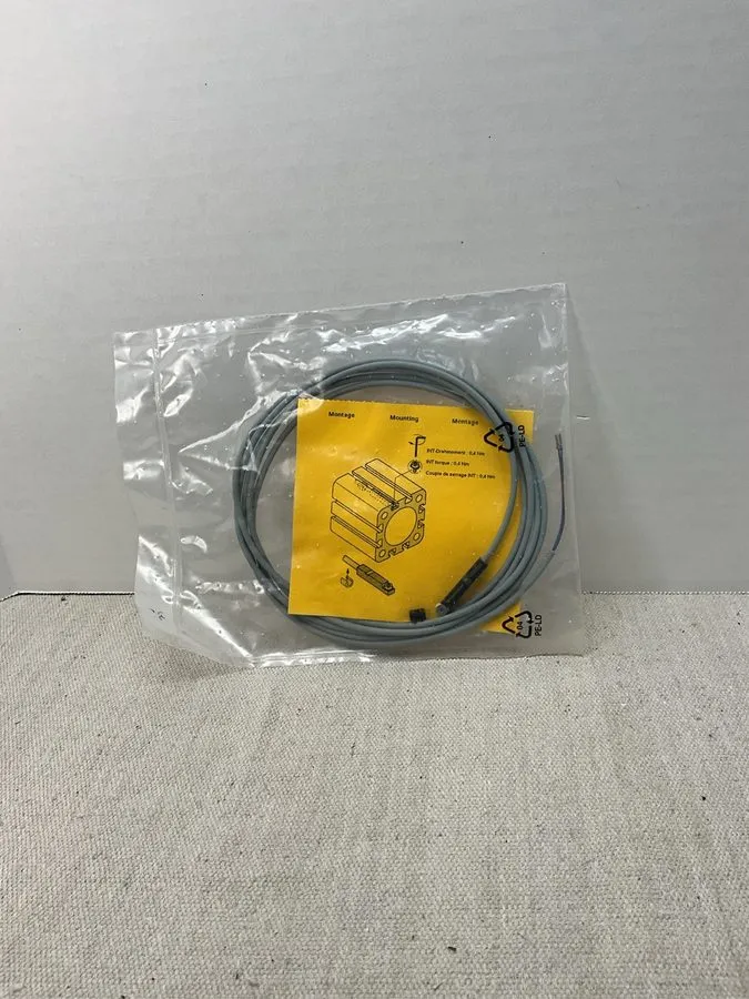 Датчик приближения Turck BIM-INT-AG41X Proximity Sensor ID 4550000 10-55VDC 100M — фото лота 1