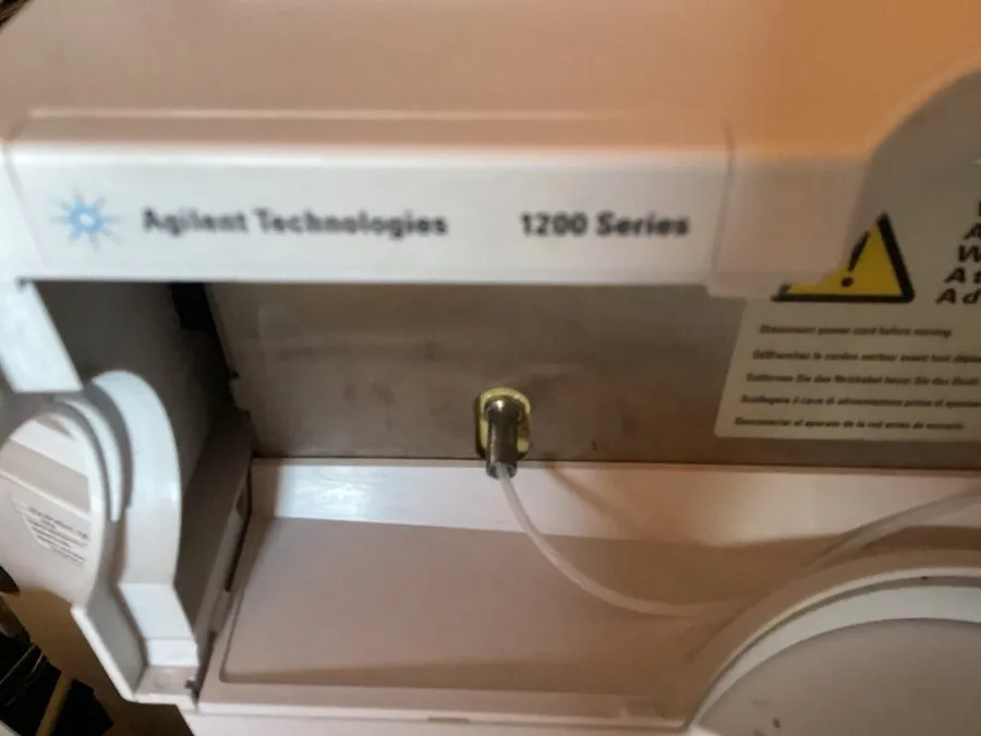 Хроматограф Agilent 1100 Series ALS Therm Autosampler Thermostat HPLC G1330B