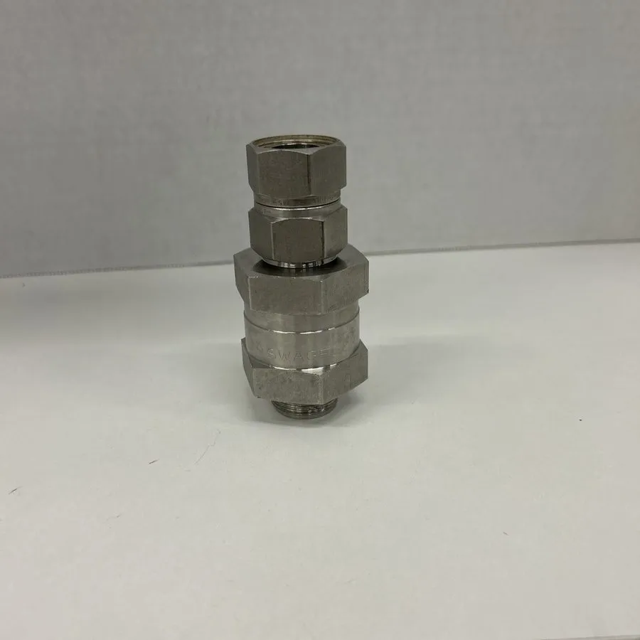 Клапан Swagelok SS-CHS12-1/3 Stainless 5000 PSIG Poppet Check Valve 3/4"
