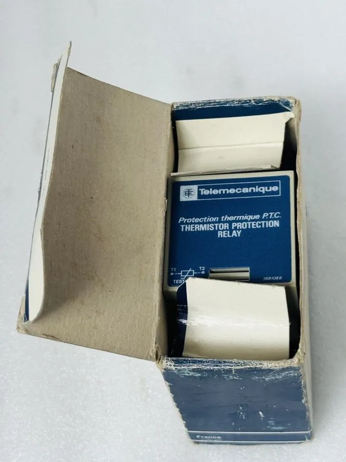 Реле защиты TELEMECANIQUE LT2-SE00M PTC THERMISTOR PROTECTION RELAY 220/240V AC