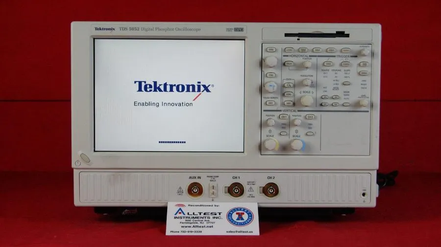 Осциллограф TEKTRONIX TDS5052 DIGITAL PHOSPHOR OSCILLOSCOPE