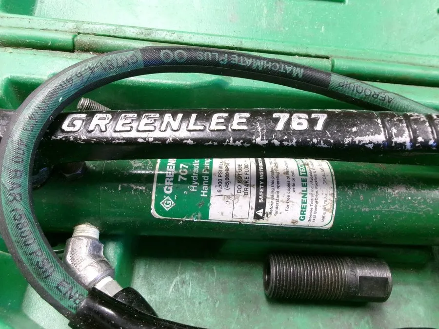Электрооборудование Greenlee slugbuster knock out punch and hydraulic driver set