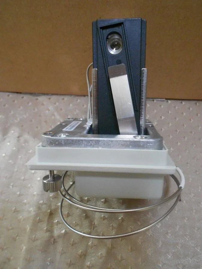 Хроматограф Waters HPLC Analytical Flow Cell WAS081140 — фото лота 2